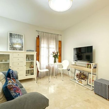 Pajaritos Center Suite By Valcambre Seville Exterior photo